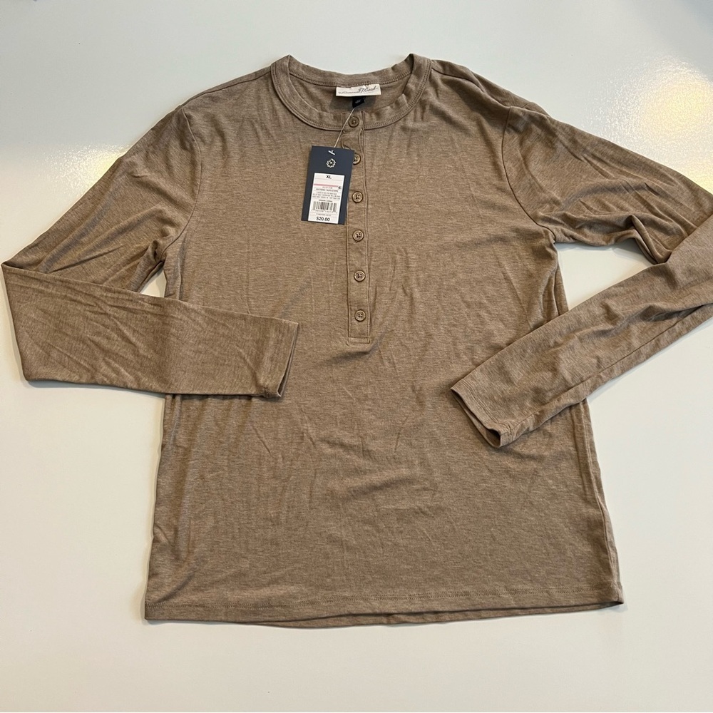 NWT Universal Thread Women's Long Sleeve Henley Shirt-Heather Taupe L - Picture 3 of 8